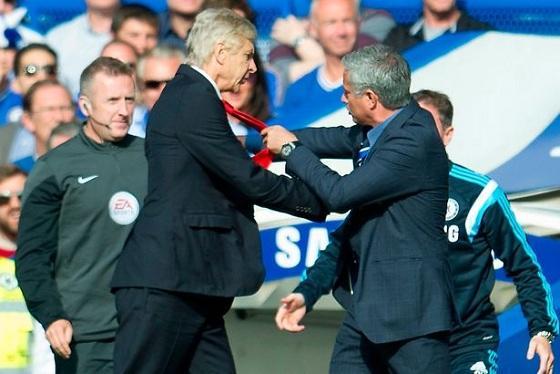 克洛普、阿爾特塔場邊動粗,教練打架的往事比球員精彩多了 克洛普、阿爾特塔場邊動粗,教練打架的往事比球員精彩多了