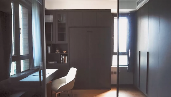 高管家庭的200㎡大平層，任性合併兩間房，橡木板上牆顏值翻倍