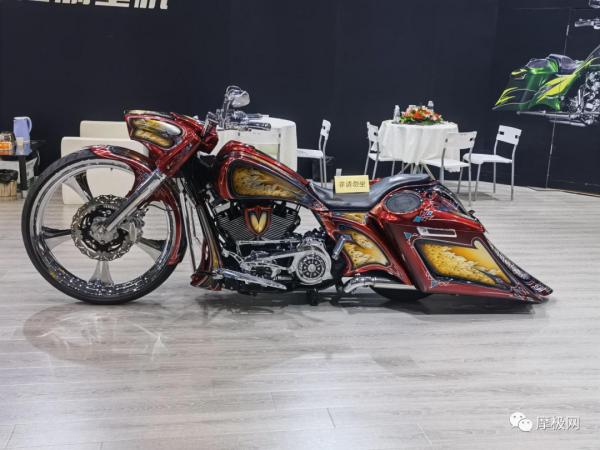 「現場圖」柯瓦勒重機攜多款車型亮相重慶摩博會