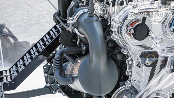 吉利混合動力技術:發動機搶戲?三種“姿勢”讓效率更高 吉利混合動力技術:發動機搶戲?三種“姿勢”讓效率更高