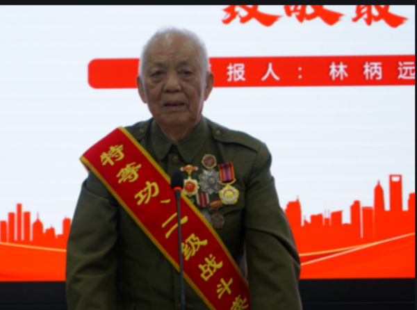 1952年，朝鮮戰場1名戰士發怒追殺60多名美軍，到底發生了什麼？