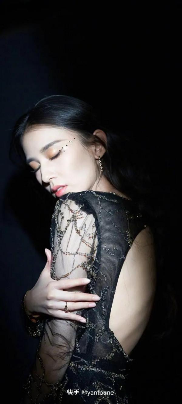 青春靚麗女神黃聖依 青春靚麗女神黃聖依