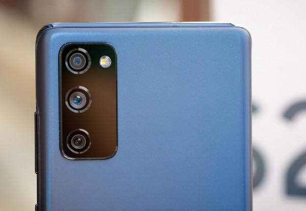 從4999元跌至3099元,3200萬+全視屏,IP68頂級防水旗艦加速退場 從4999元跌至3099元,3200萬+全視屏,IP68頂級防水旗艦加速退場