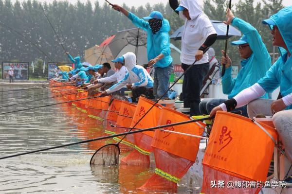 釣回鍋鯉魚時如何看漂抓口？釣回鍋鯉魚的調漂和抓口技巧