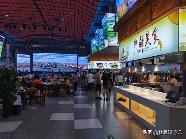 漢EV自駕新疆伊犁,夜市的伊寧絲路之光旅遊小鎮,美食的天堂 漢EV自駕新疆伊犁,夜市的伊寧絲路之光旅遊小鎮,美食的天堂