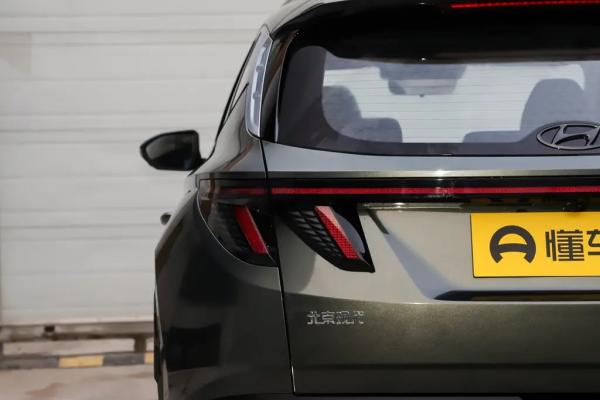 第五代途勝L:全系標配LED遠近光燈,軸距2755mm,16.18萬起售 第五代途勝L:全系標配LED遠近光燈,軸距2755mm,16.18萬起售