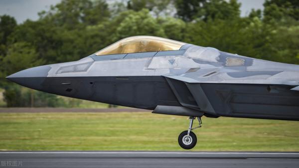 MB2幽靈隱身戰略轟炸機的弱點與應對方法