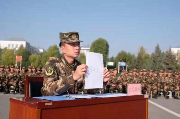 佇列會操！這個新兵大隊不一般