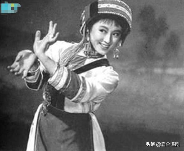 “阿詩瑪”楊麗坤：從“第一美人”到“精神失常”，是誰害了她？