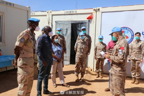 聯合國馬裡特派團首席醫療官視察中國第九批赴馬裡維和醫療分隊