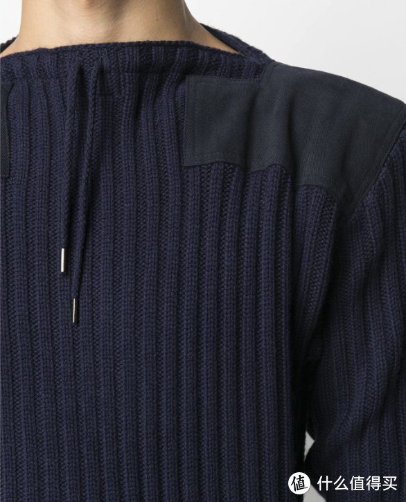 《007無暇赴死》53歲硬漢特工都穿了啥？曾被評為最佳著裝男士