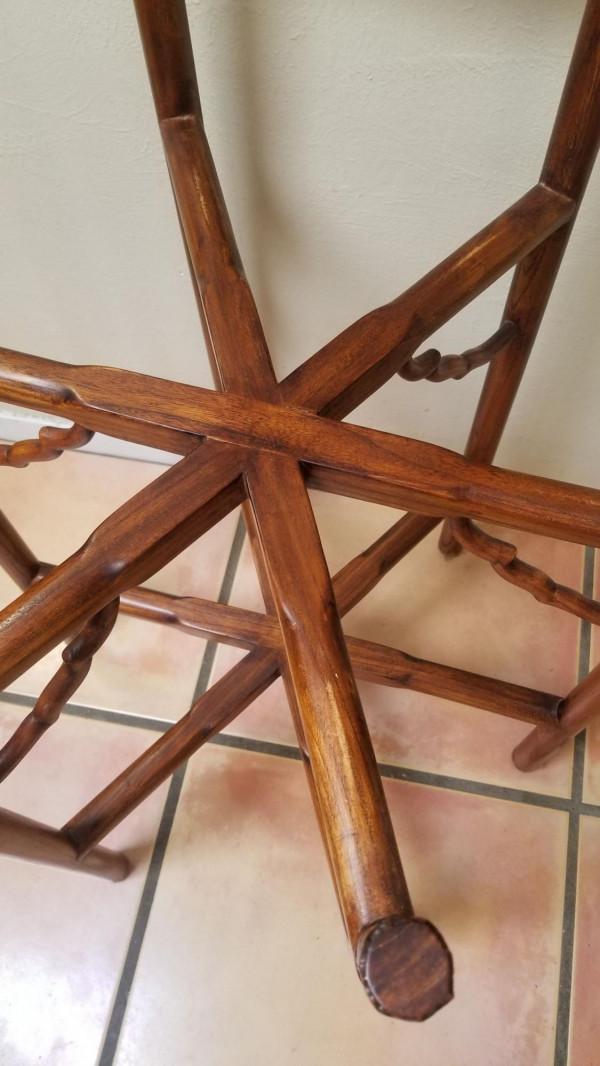 國外私人收藏家手裡的古木架果然不一般——適珍拍賣寶物鑑定17