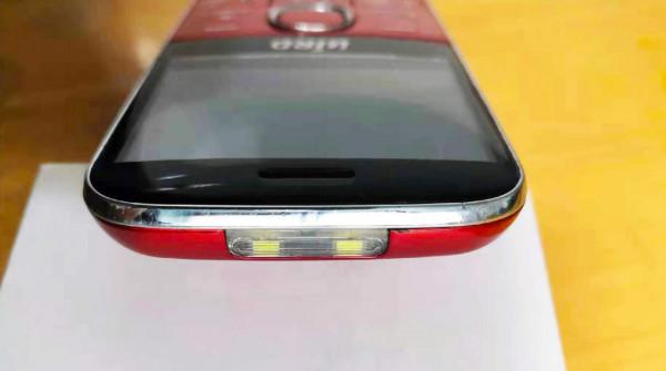 手機中的戰鬥機大變樣，體驗波導a520，這些設計專為老年人服務