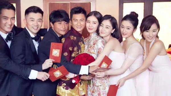 李靚蕾婚姻悲劇:灰姑娘不好當,聰明的女明星都選擇“下嫁” 李靚蕾婚姻悲劇:灰姑娘不好當,聰明的女明星都選擇“下嫁”