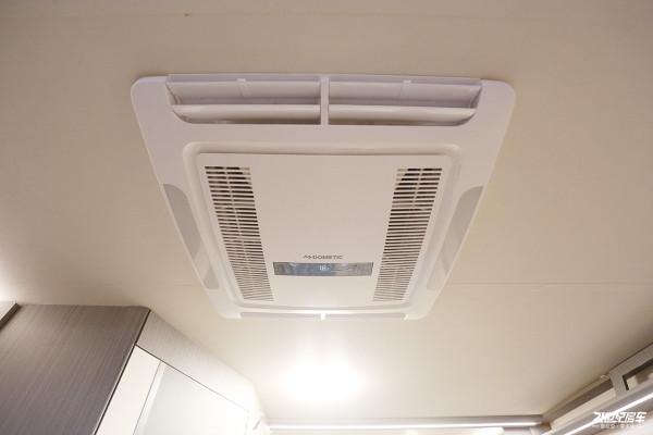 房車專用底盤加持，6氣囊空懸！慶鈴原廠五十鈴700P可可西里房車