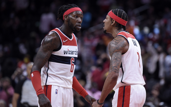 場均11分,三分球命中率50%,是金子總會發光!記得以後別回湖人 場均11分,三分球命中率50%,是金子總會發光!記得以後別回湖人