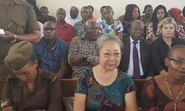 2009年中國一大媽在非洲被判15年，行為引發眾怒，耿爽：絕不袒護