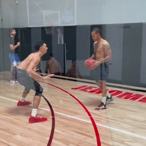 都是個子比較矮的，當擁有這樣子的基本功要付出多少努力？