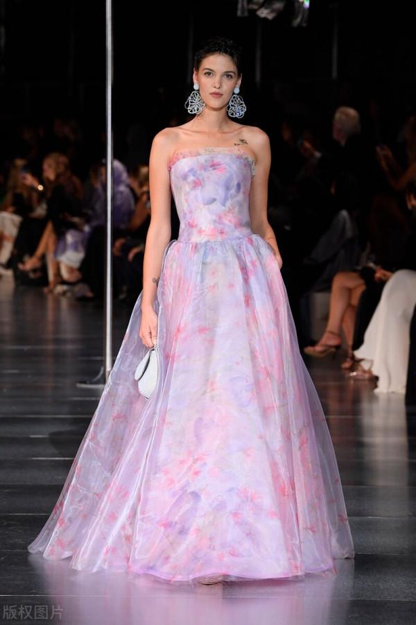 阿瑪尼迪拜專場時裝秀，亂花漸欲迷人眼