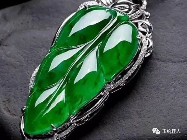 翡翠起瑩是什麼？