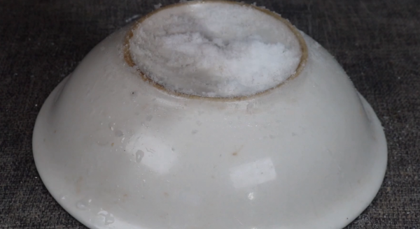 今天才知道，用剪刀剪易拉罐，越剪越鋒利，省錢實用，快去試試