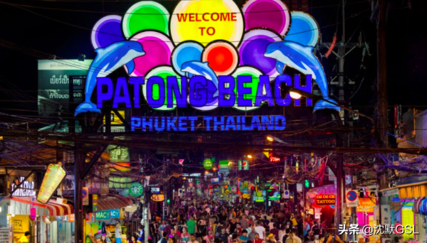 泰國普吉島步行街，晚上嗨爆