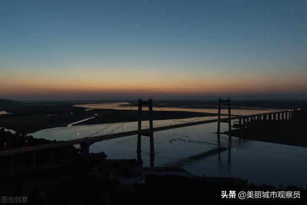 鄭州和武漢,一個是富二代,一個是窮小子 鄭州和武漢,一個是富二代,一個是窮小子