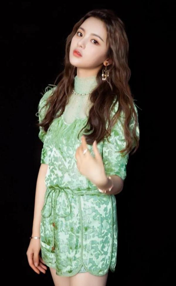 顏值女神楊超越 顏值女神楊超越