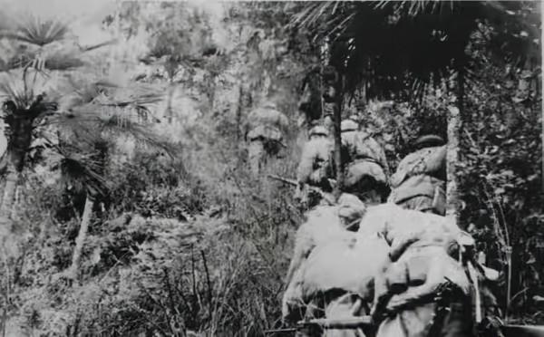 土匪唐漢雲：帶500名匪徒，攔截文工團女兵，後栽在農家婦女手中