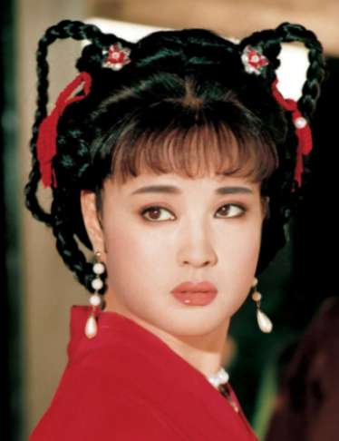 69歲劉曉慶私下工作被拍!穿花棉襖雙腿超細,3個助理幫忙提東西 69歲劉曉慶私下工作被拍!穿花棉襖雙腿超細,3個助理幫忙提東西