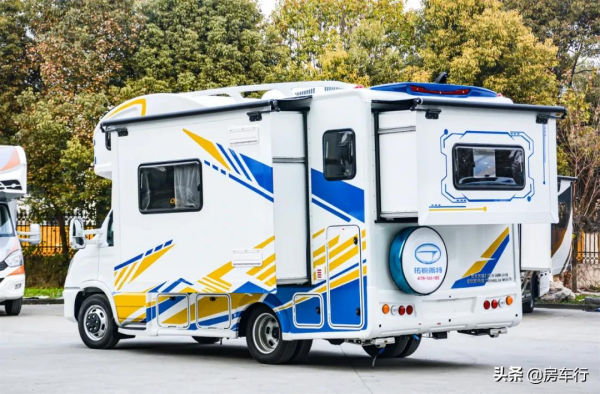 雙拓展，大空間，內外配置豐富齊全，拓銳斯特2021款簡約歐暢房車