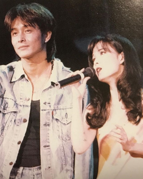 一組周慧敏的老照片曝光，一定有你沒見過的