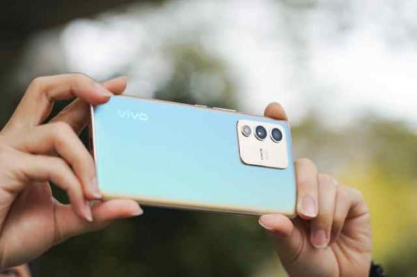 vivo S12 Pro評測：效能出眾，輕薄機身下的影像先鋒