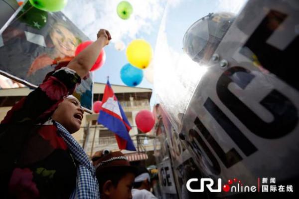 梁厚甫:越南對局勢的估計過於幼稚,對它的主人蘇聯也沒充分研究 梁厚甫:越南對局勢的估計過於幼稚,對它的主人蘇聯也沒充分研究