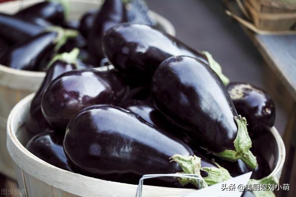 去飯店吃飯最好不要點這9種蔬菜，很多飯店不洗就直接炒