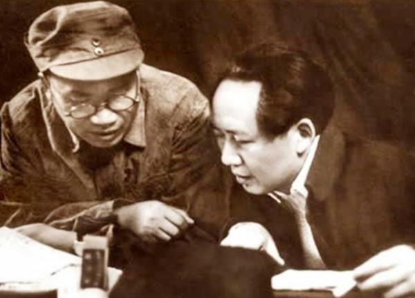 連長壯烈犧牲,建國後副連長成軍區副司令,親自為連長正名 連長壯烈犧牲,建國後副連長成軍區副司令,親自為連長正名