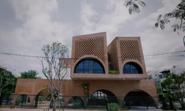 紅磚毛坯房不但能藝術也能很適用