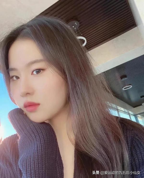 人家都說劉亦菲像“我” 人家都說劉亦菲像“我”