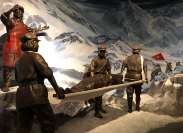 長征路上的女人：除艱辛工作外，為了革命，她們寧肯剃光頭舍孩子