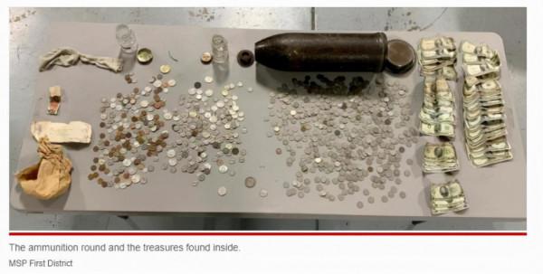 天降橫財?美國家庭清理房屋時發現一枚一戰炮彈,裡面竟裝滿了財寶 天降橫財?美國家庭清理房屋時發現一枚一戰炮彈,裡面竟裝滿了財寶