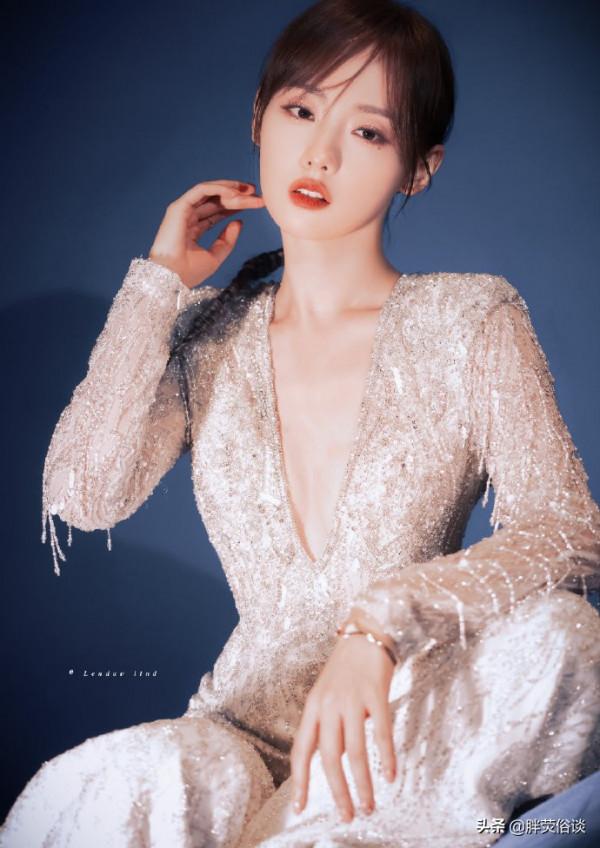 張嘉倪不愧是瓊瑤看中的紫菱,真的好美 張嘉倪不愧是瓊瑤看中的紫菱,真的好美