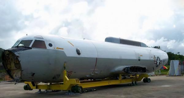 01年南海撞機,美軍要求返還飛機並加滿油,為何卻被拆成了零件? 01年南海撞機,美軍要求返還飛機並加滿油,為何卻被拆成了零件?