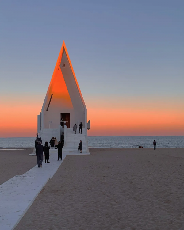 新挖到&quot;國內版小鎌倉&quot;！打卡火爆全網孤獨圖書館，人少景美趕緊去