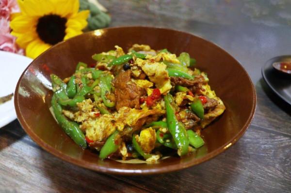 湖南請客吃飯，飯桌上少不了的10道菜，別地兒難吃到，都是好滋味