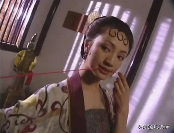 “任嘉倫後媽”37歲嫁華誼副總,天后王菲當伴娘,老公股份都給她 “任嘉倫後媽”37歲嫁華誼副總,天后王菲當伴娘,老公股份都給她