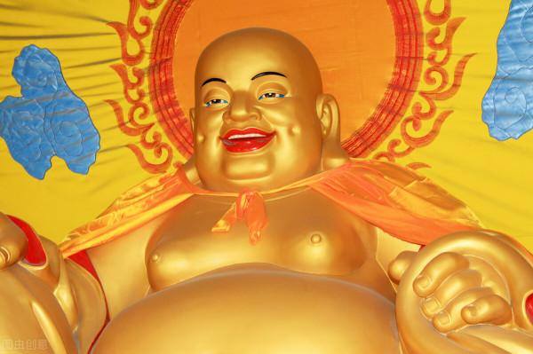 民間故事：據說很早以前，彌勒和如來兩人是親兄弟