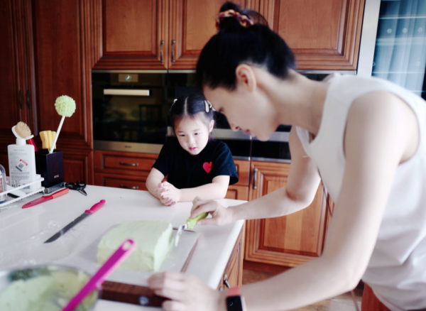 《亮劍》劇組重聚,16年了,李幼斌張光北各不同,配角張桐成視帝 《亮劍》劇組重聚,16年了,李幼斌張光北各不同,配角張桐成視帝