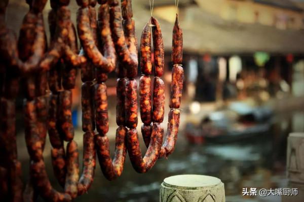 飯店不外傳的臘腸做法，鹹香好吃，不開裂不發黴，放一年也沒問題