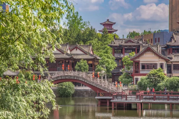 國內6條超驚豔的自駕路線，橫跨東西南北，一路風景賞心悅目