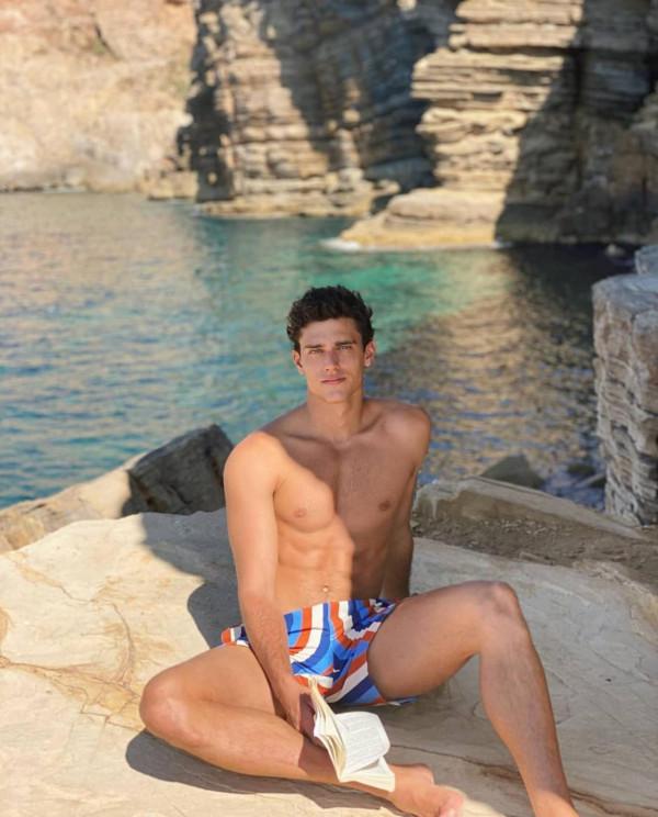 長得帥,身材好是什麼樣的?他來告訴你,3個動作,練出同款腹肌 長得帥,身材好是什麼樣的?他來告訴你,3個動作,練出同款腹肌